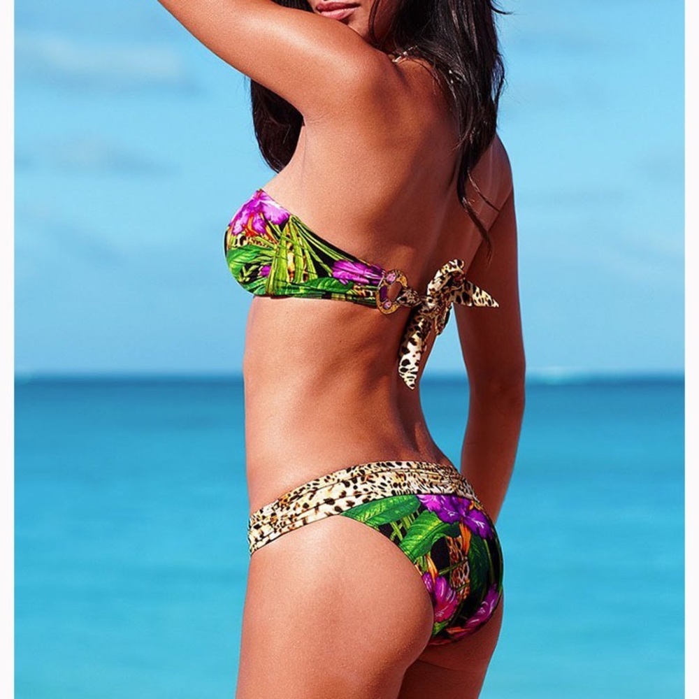 Victoria’s Secret bikini set 👙 cheetah/floral